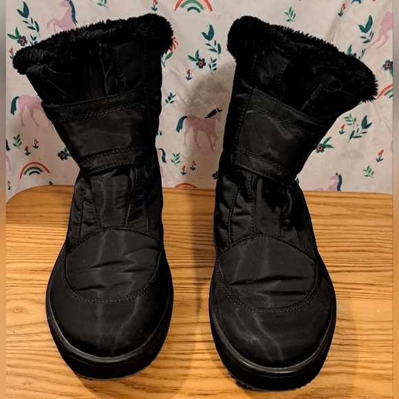 NWOT Pajar Moscou Black Nylon & Sherpa Waterproof Outdoor Boot Shoe SZ 9 40EU - Picture 2 of 9